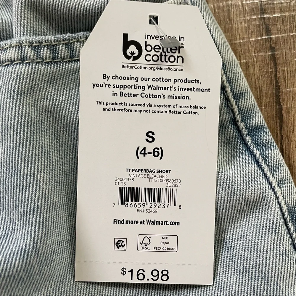Time and Tru Size S 4-6 “paper bag” shorts! Brand new with tags, never worn. - Picture 3 of 4